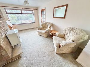 Ascot Drive Great Sutton